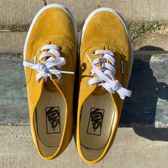 Classic Yellow Suede Authentic Vans - Picture 3 of 9
